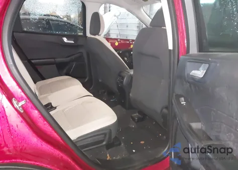 2021 Ford Escape Se z USA, uszkodzony, nr VIN 1FMCU9G67MUA63624